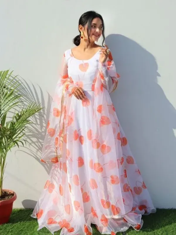White_leaf_Print_Georgette_Anarkali_With_Duppta