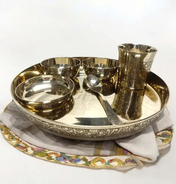Royalstuffs_12Inch_Kansa_Utensil_6_Piece_Embossed_Designer_Dinner_Thali_Set_For_Home_Hotel_Restaurant_With_1_Dinner_Plate_2_Bowl_1_Rice_Plate_1_Glass_&_1_Spoon