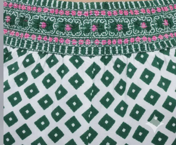 Green_Cotton_Poplin_Night_Suit_For_Women
