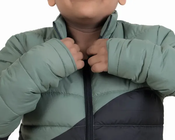 Pista_&_Black_NS_Butter_&_Tafta_Polyster_Puffer_Jacket_For_Kids