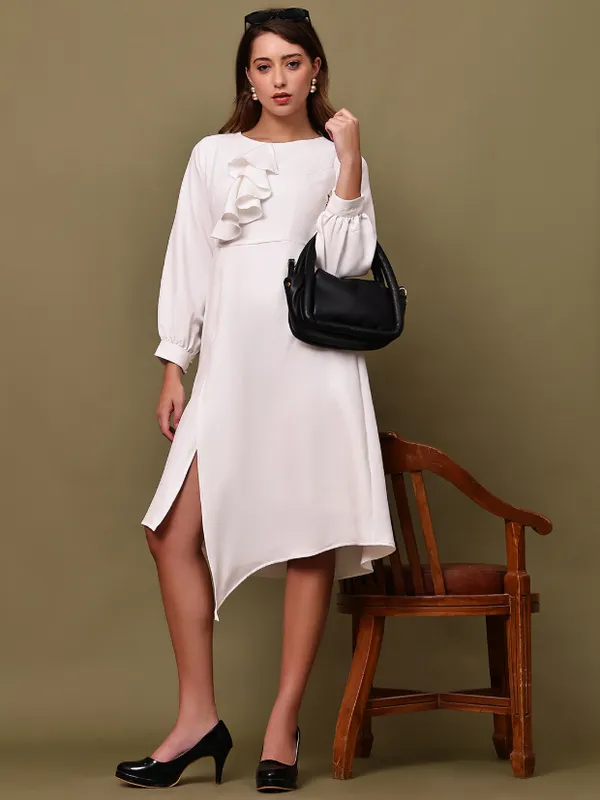 White_Banana_Crepe_Dress_For_Women