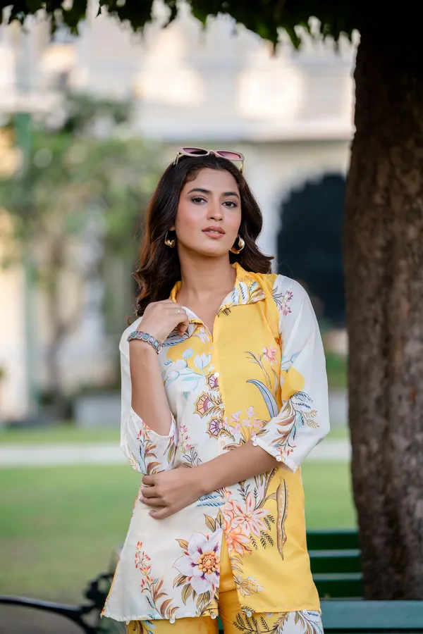 Looking_for_this_same_colour_beautiful_Designer_Kurta_Dupatta_set_On_Silk_fabric_with_inner.__