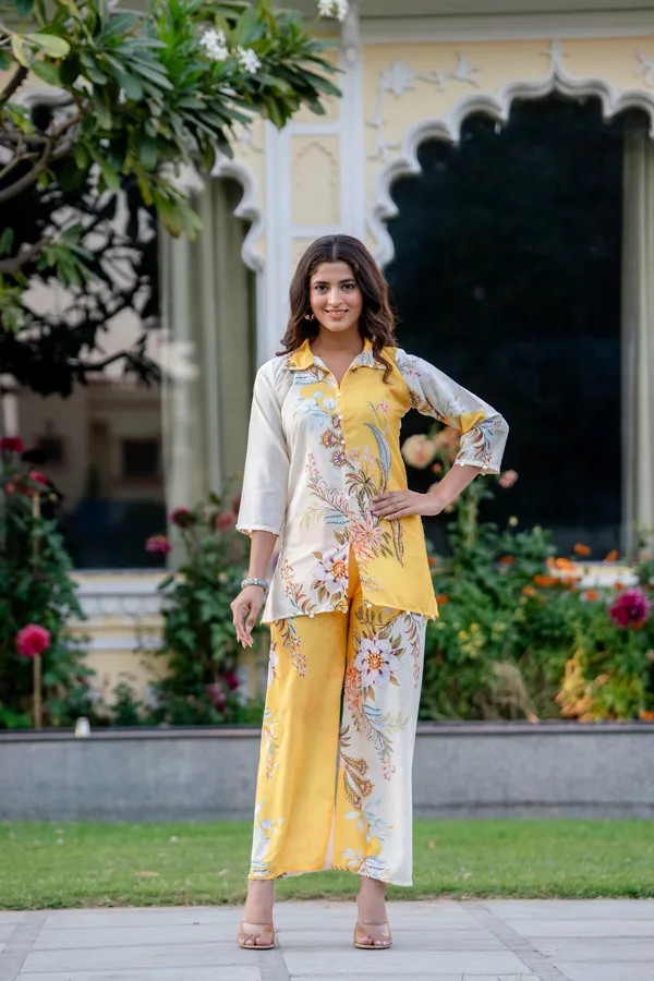 Looking_for_this_same_colour_beautiful_Designer_Kurta_Dupatta_set_On_Silk_fabric_with_inner.__