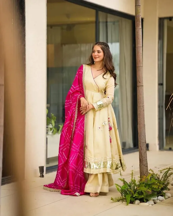 Suit_Set__Georgette_Kurta_with_Dupatta