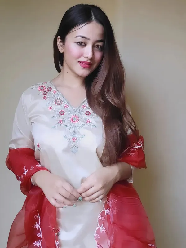 Women’s_Kurta_Pent_Dupatta_Set