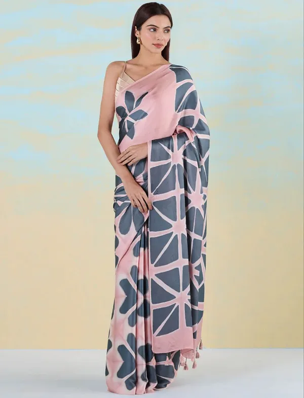 Baby_Pink_Digital_Printed_Satin_Silk_Saree_For_Women