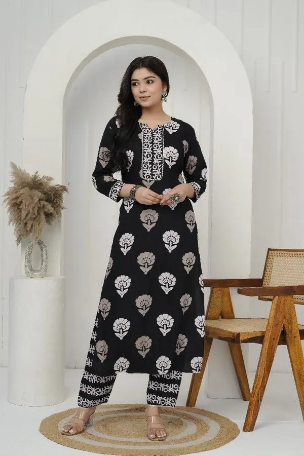 Black_Rayon_Regular_Kurta,_Salwar_Set_For_Women