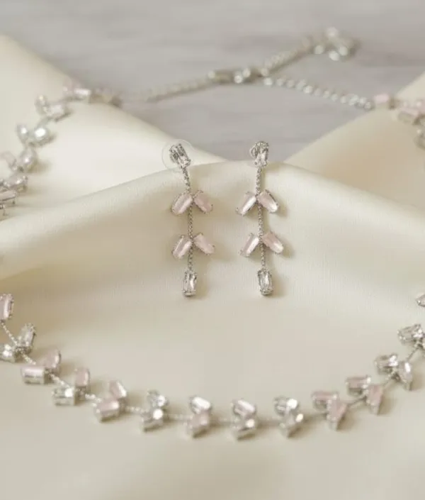 The_Morning_Dew_Necklace_Set_for_Women