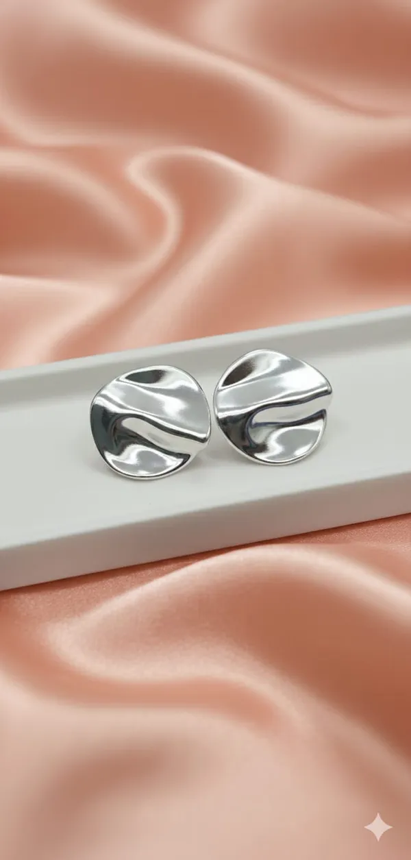 The_Sculpted_Silver_Petal_Studs_Earrings_for_Women