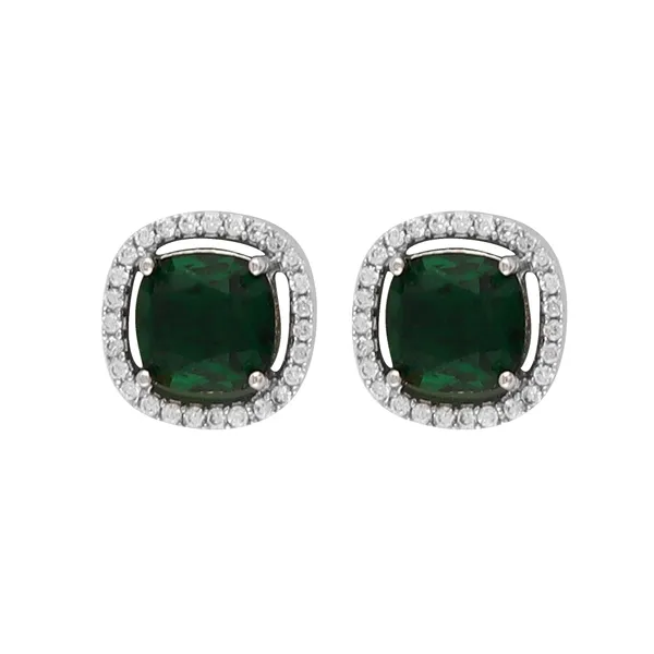 Green_stoned_Pendant_Set_for_Women