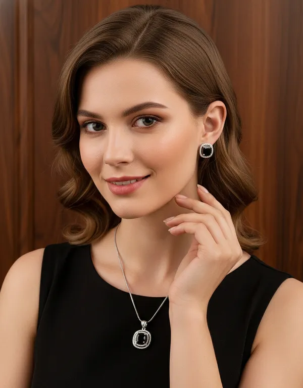 Black_stoned_Pendant_Set_for_Women