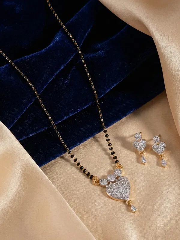 Alloy_Elegant_Mangal_Sutra_Set_For_Women