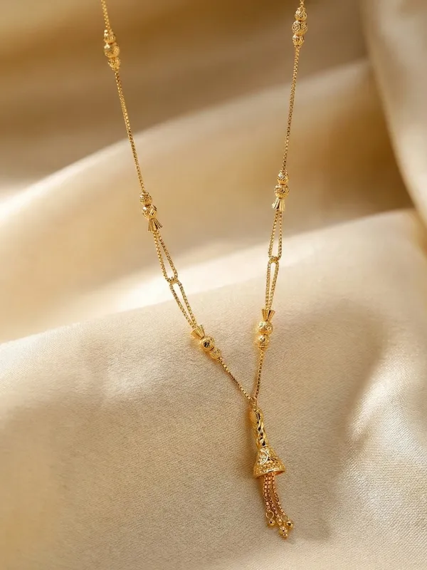 Golden_Alloy_Elegant_Mangal_Sutra_For_Women