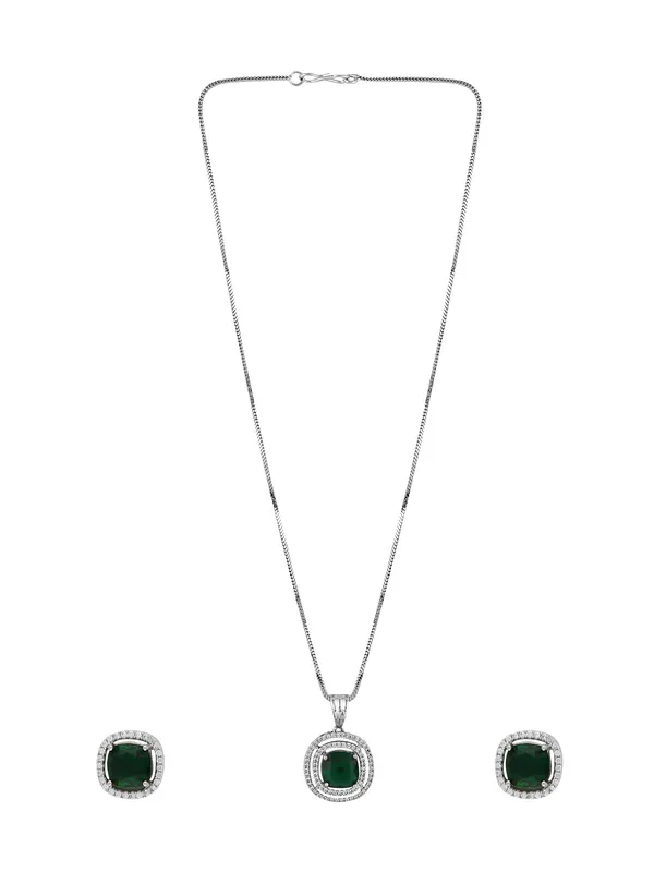 Green_stoned_Pendant_Set_for_Women