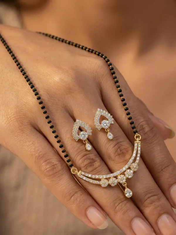 Alloy_Elegant_Mangal_Sutra_Set_For_Women