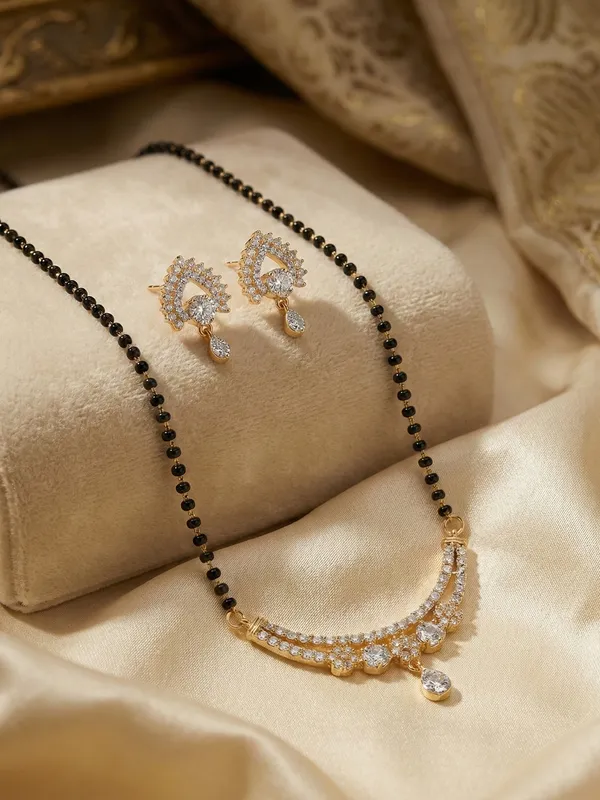 Alloy_Elegant_Mangal_Sutra_Set_For_Women