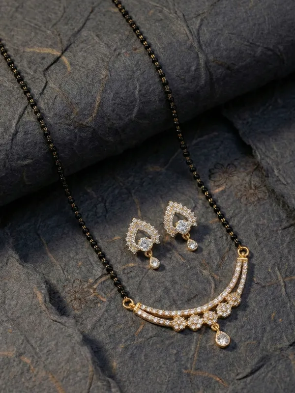 Alloy_Elegant_Mangal_Sutra_Set_For_Women