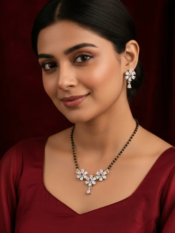 Alloy_Elegant_Mangal_Sutra_Set_With_Earrings
