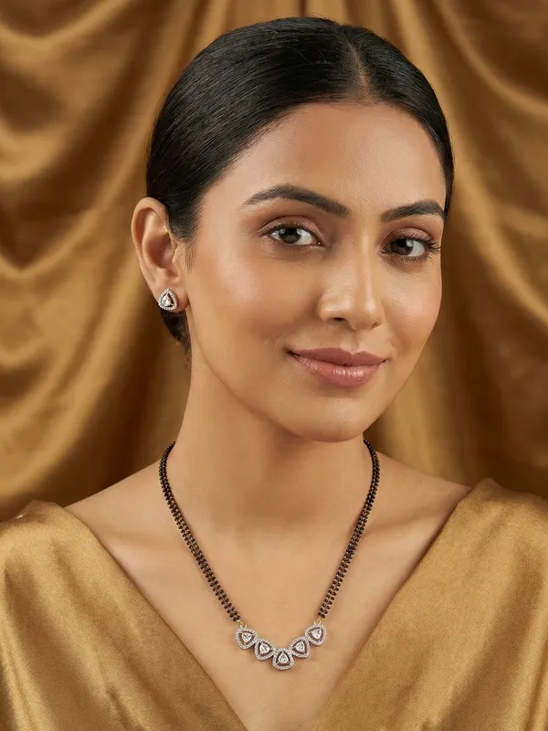 Alloy_Elegant_Mangal_Sutra_Set_With_Earrings