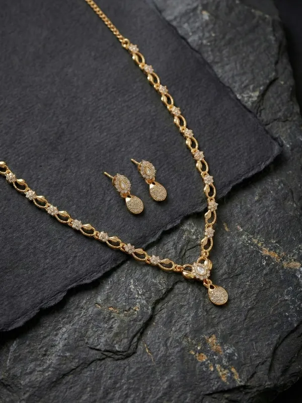 Alloy_Elegant_Necklace_Set_For_Women