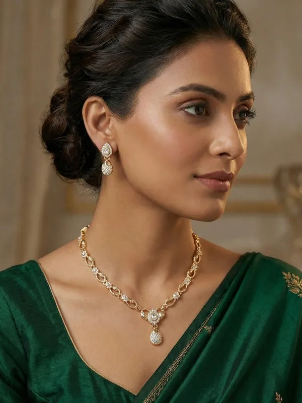 Alloy_Elegant_Necklace_Set_For_Women
