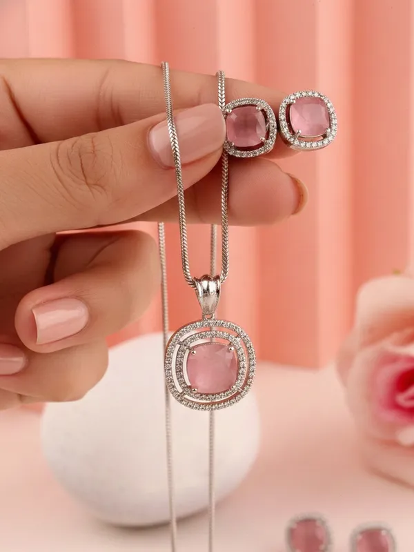 Pink_stoned_Pendant_Set_for_Women