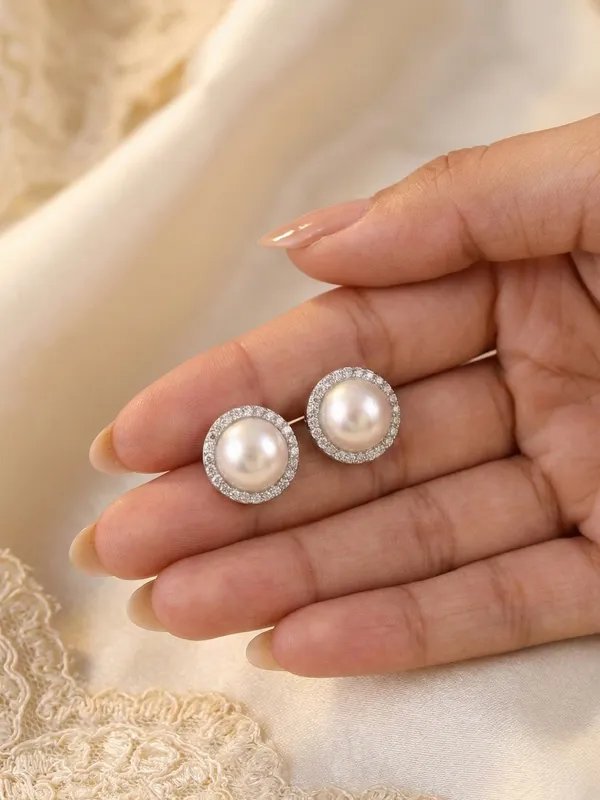Silver_Fashionable_Earrings_For_Women