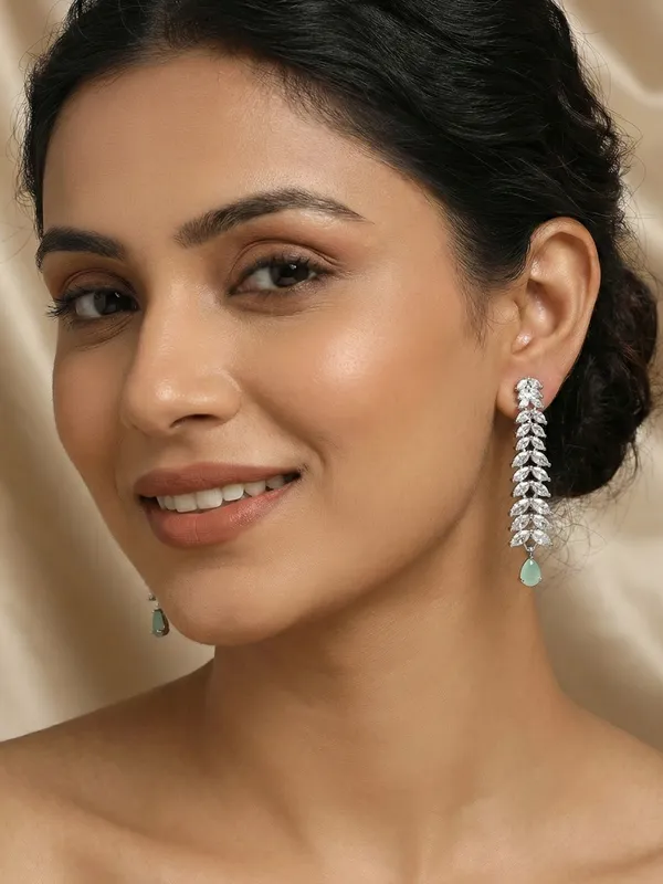 Silver_Plated_Elegant_Earrigs