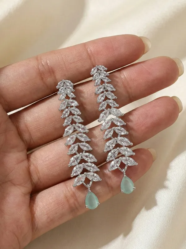 Silver_Plated_Elegant_Earrigs
