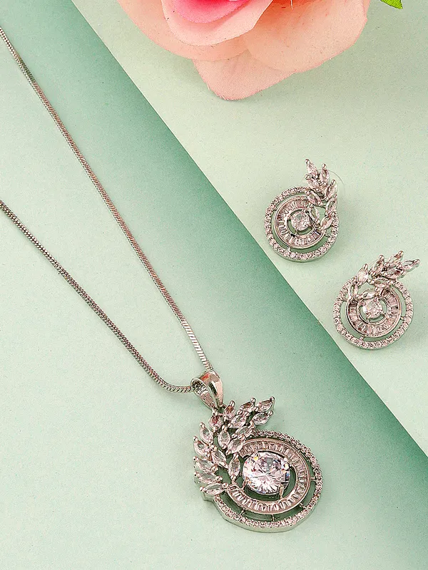 Silver_stoned_Pendant_Set_for_Women