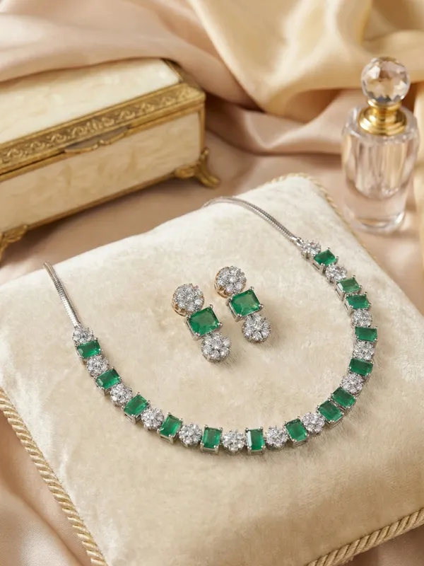 Green_Alloy_Elegant_Necklace_Set_For_Women
