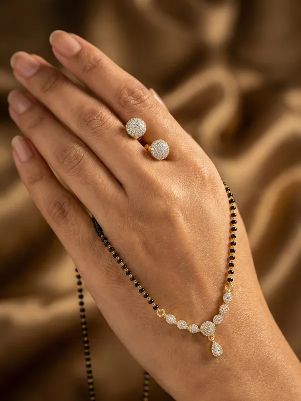 Alloy_Elegant_Mangal_Sutra_Set_For_Women