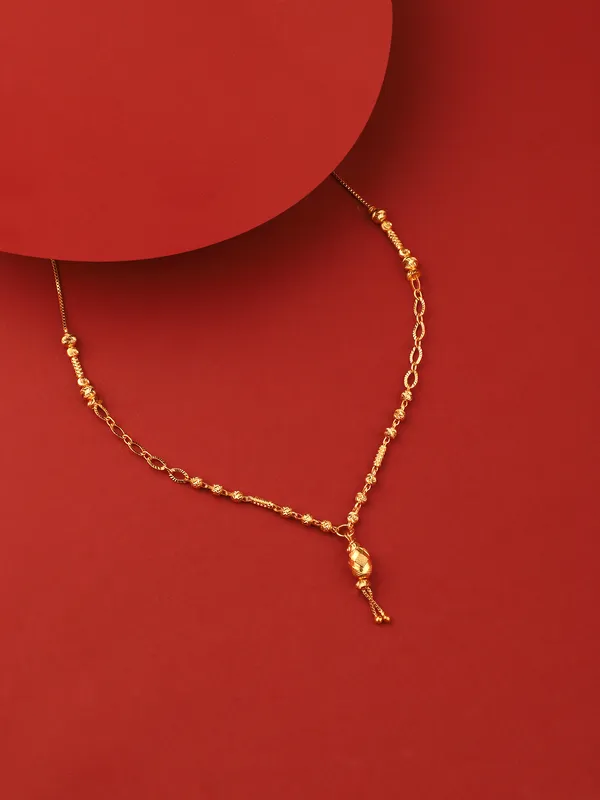 Golden_Alloy_Elegant_Mangal_Sutra_For_Women