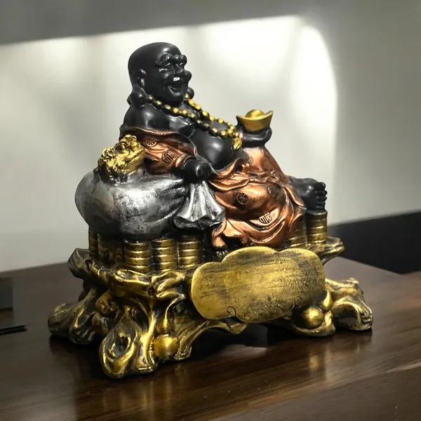 Black_Laughing_Buddha_Sitting_On_Coins_Statue_Resin_Figurine_The_Best_Gift_For_Baby_Shower