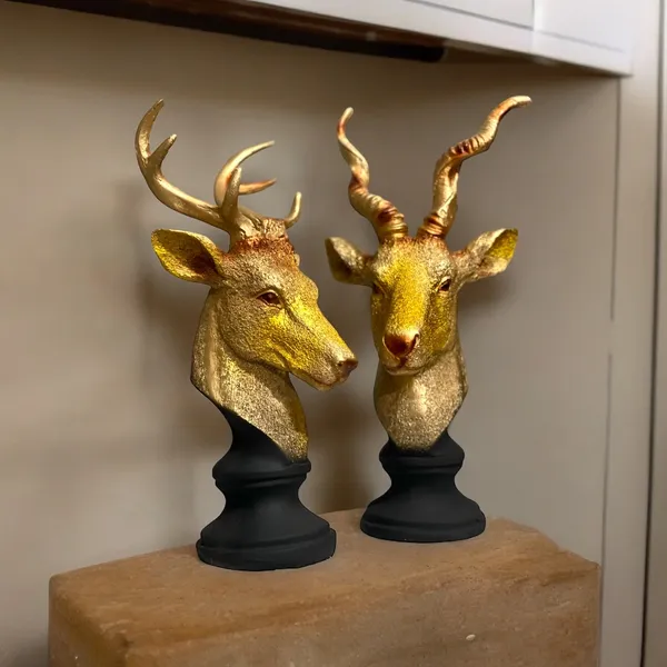 Black_&_Golden_Deer_Set_Of_Two_Male_Female_Pair_Of_Deer_Elegant_Showpiece