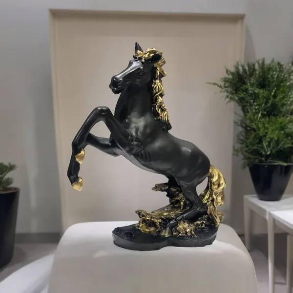 Black_Horse_Statue_For_Vastu_Victory_Horses_For_Feng_Shui_And_Vastu_For_Positive_Energy