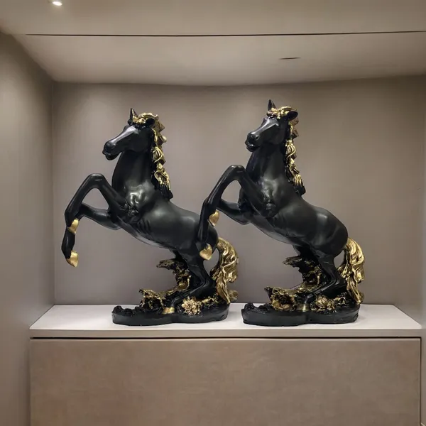 Black_Horse_Statue_For_Vastu_Victory_Horses_For_Feng_Shui_And_Vastu_For_Positive_Energy