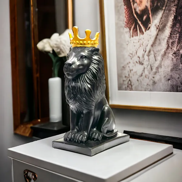 Black_Lion_With_Crown_Showpiece_Table_Decor