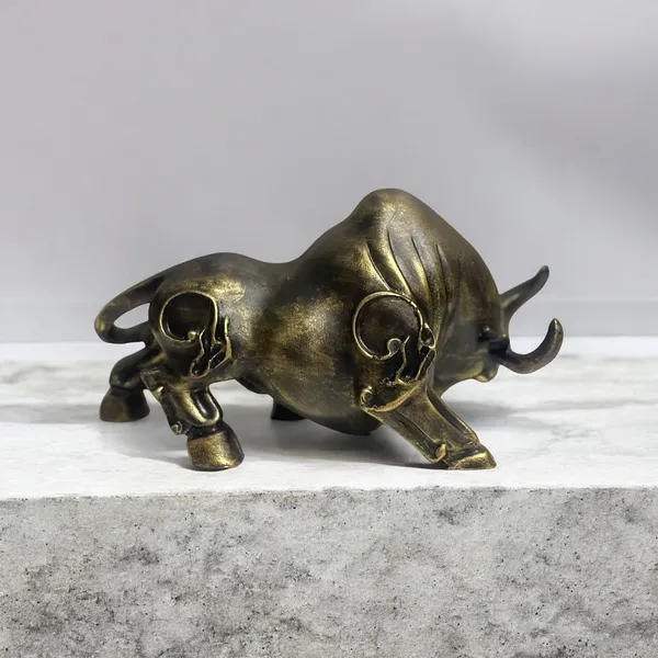 Brown_Hot_Sell_Bull_Sculpture_Stock_Market_Symbol_Statue_Resin_Showpiece