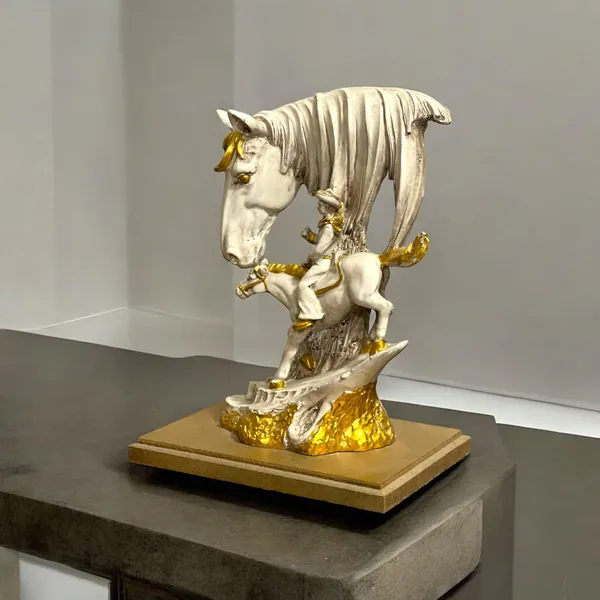 Off_White_&_Golden_Abstract_Idol_With_Horse_And_Man