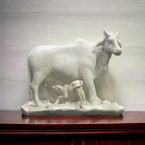 White_Kamdhenu_Cow_And_Calf_Statue