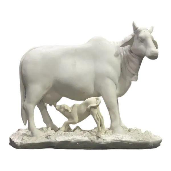 White_Kamdhenu_Cow_And_Calf_Statue