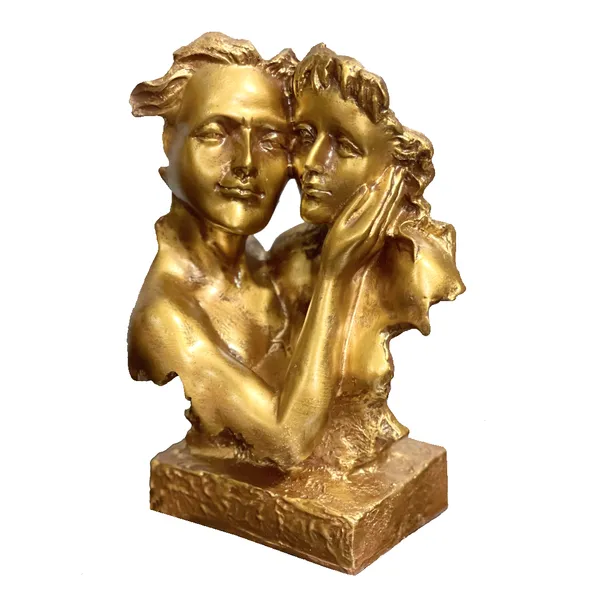 Golden_Romantic_Love_Couple_Statue_Figurine_For_Home_Decor_Gift