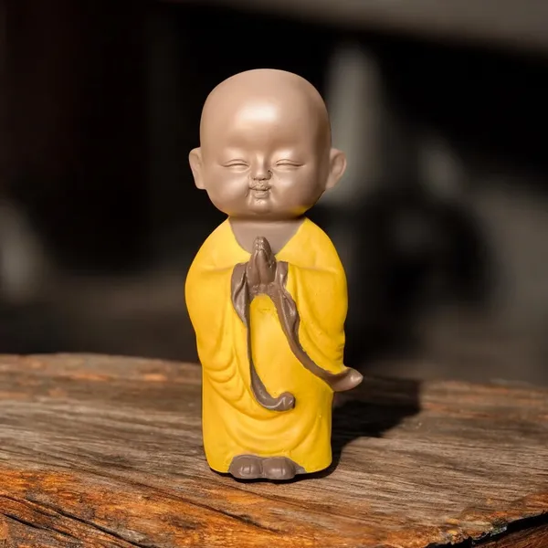 Orange_Welcome_Baby_Monk_Idol_Polyresin_Namaste_Buddha_Statue_For_Home_Decor_Gift