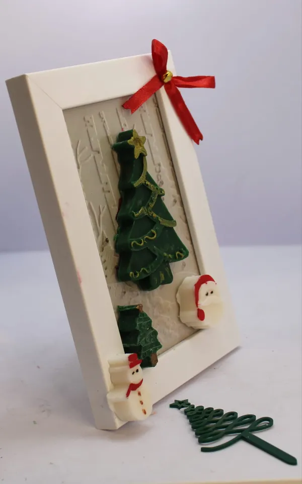 Christmas_wax_mounted_frame_(customisation_available)_/Home_Fragrance_&_Wellness_Aroma