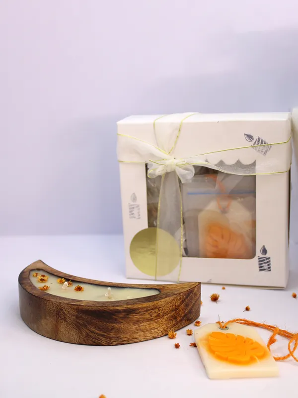 Moon_tray(vanilla)Soy_Wax_Candle_|_Home_Fragrance_&_Wellness_Aroma