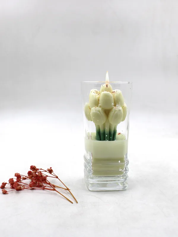 Tulip__bouquet_glass(bouquet)Candle_For_Home,Office,Living_Room