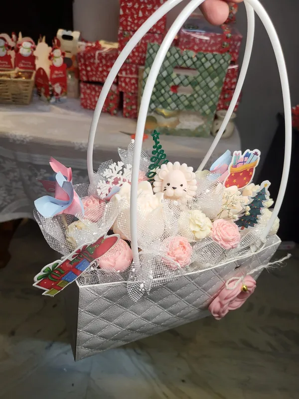 Bouquet_big_(customisation_available)Soy_Wax_Candle_|_Home_Fragrance_&_Wellness_Aroma
