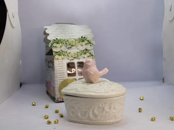 White_heart_ceramic_jar_(rose)Premium_Soy_Wax_Candle_|_Home_Fragrance_&_Wellness_Aroma