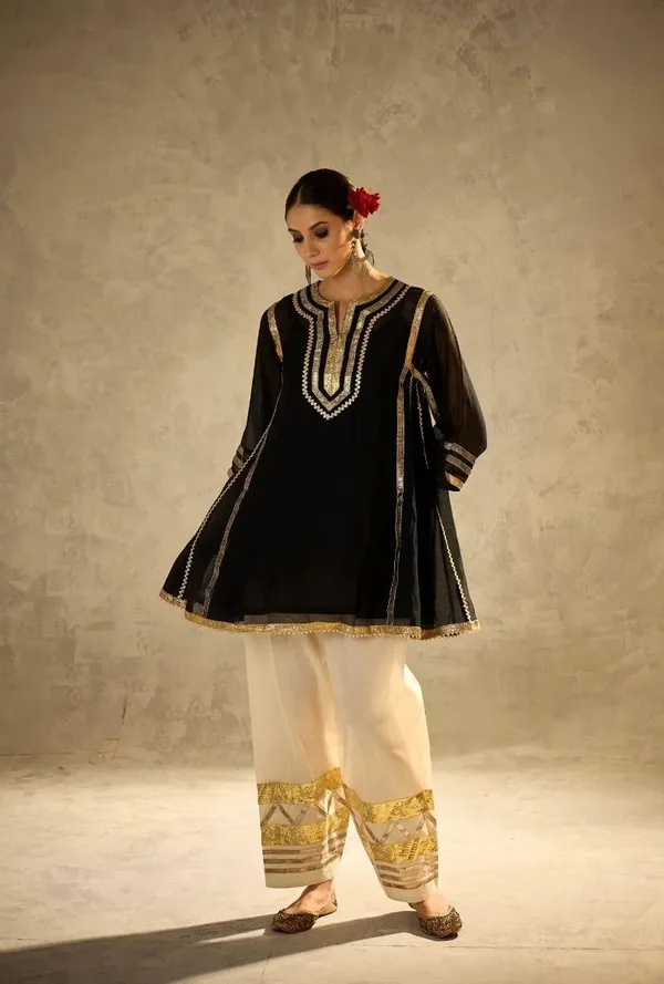 Black_&_Gold_Chanderi_Co-ord_Set